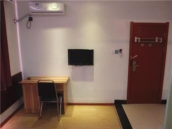 Longtai Star Hotel Qingdao Buitenkant foto